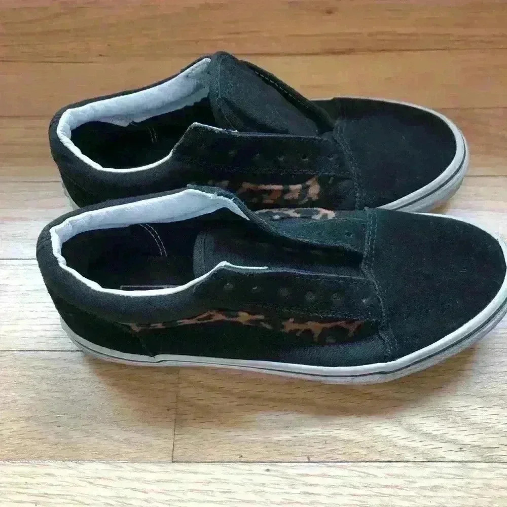 Vans Old Skool black and cheetah print shoes size 3.5 - Picture 3 of 6